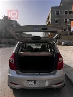 هيونداي i10